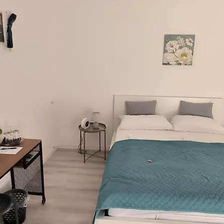 Puvogel Apartament *